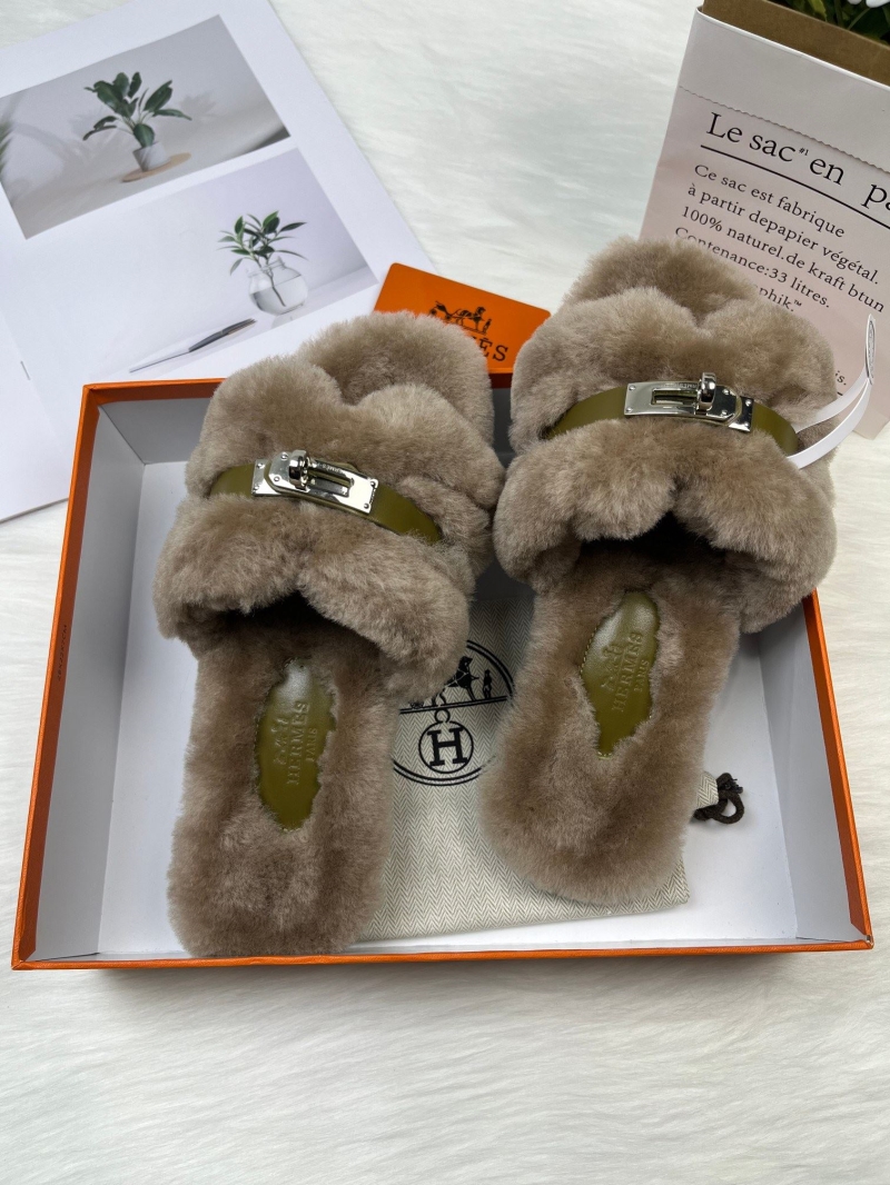 H**me5 slippers